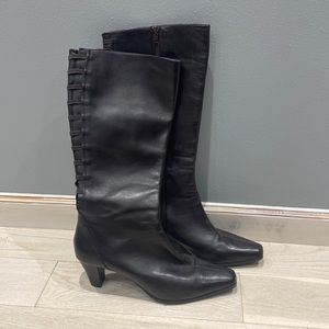 Sudini Italian Leather Knee High Boots size 12N